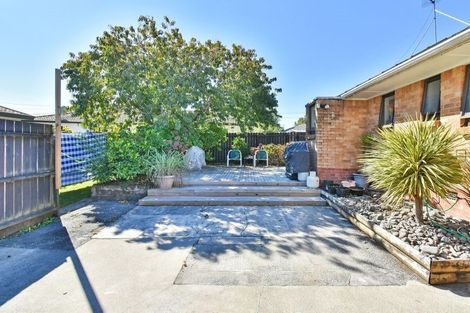 Photo of property in 1 Sunburst Street, Papakura, 2110