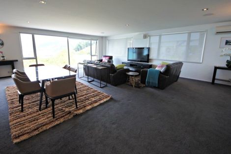 Photo of property in 11 Sovereign Point, Kaiwharawhara, Wellington, 6035