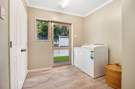 Photo of property in 4 Merlin Close, Huntington, Hamilton, 3210