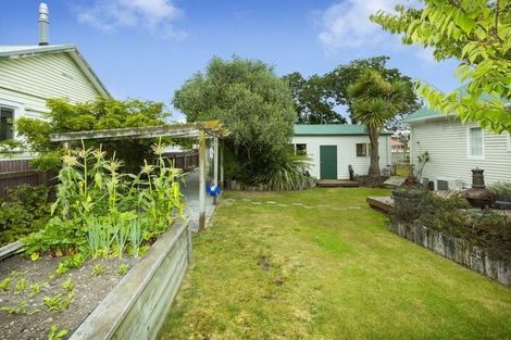 Photo of property in 76 Bell Road, Waiwhetu, Lower Hutt, 5010