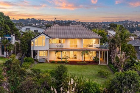Photo of property in 95 Tiri Road, Tindalls Beach, Whangaparaoa, 0930
