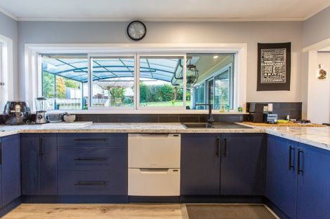 Photo of property in 11 Ries Street, Dannevirke, 4930