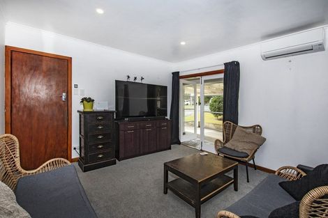 Photo of property in 64 Raurimu Avenue, Onerahi, Whangarei, 0110