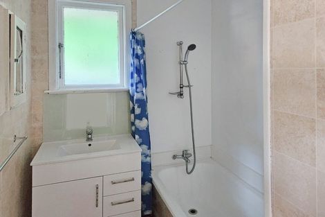 Photo of property in 14 Thomson Grove, Stokes Valley, Lower Hutt, 5019