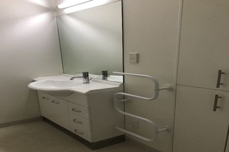 Photo of property in Terrace Heights Apartments, 2/163p The Terrace, Wellington Central, Wellington, 6011