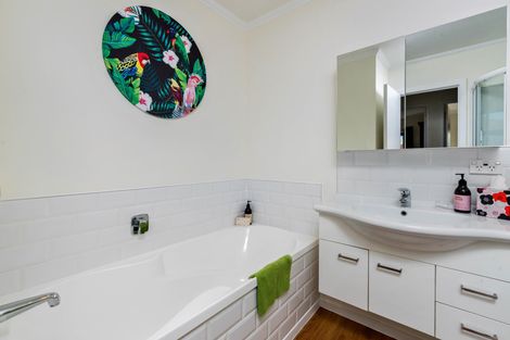 Photo of property in 27 Jollys Road, Cromwell, 9310