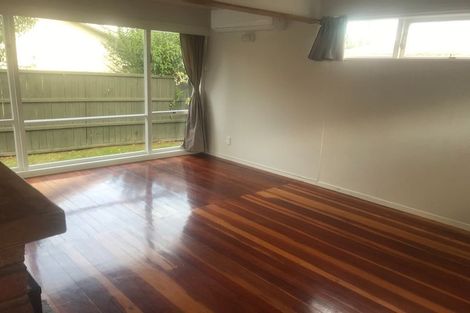 Photo of property in 2/20 Tonar Street, Northcote, Auckland, 0627