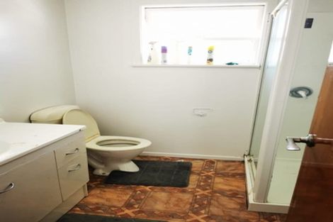 Photo of property in 2/430 Mount Albert Road, Mount Roskill, Auckland, 1041