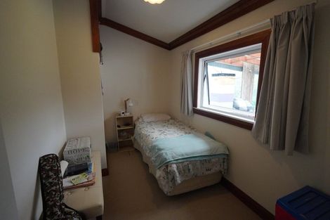 Photo of property in 73 Argyle Avenue, Takaro, Palmerston North, 4410