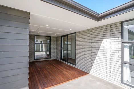 Photo of property in 6 Marcoola Drive, Rolleston, 7614