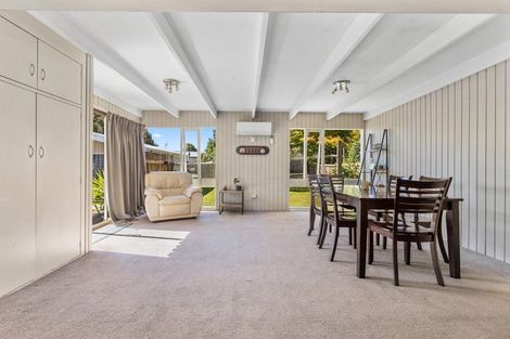 Photo of property in 26 Liverton Crescent, Bishopdale, Christchurch, 8053