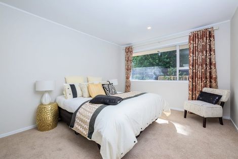 Photo of property in 1/251 Forrest Hill Road, Forrest Hill, Auckland, 0620
