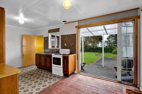 Photo of property in 42 Puriri Street, Hawera, 4610