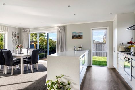 Photo of property in 22 Lyndhurst Drive, Motueka, 7120