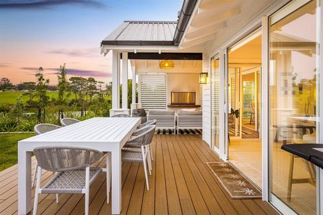 Photo of property in 6 William Blake Way, Riverhead, 0820