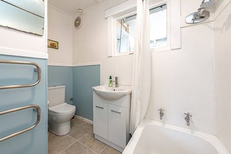 Photo of property in 40 Karaka Street, Castlecliff, Whanganui, 4501