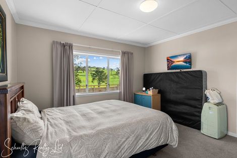 Photo of property in 17a Ash Street, Maungaturoto, 0520