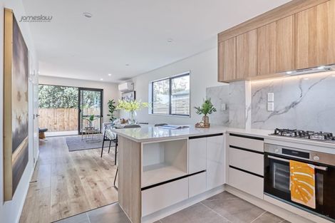 Photo of property in 1/50 Astley Avenue, New Lynn, Auckland, 0600