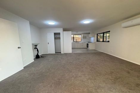 Photo of property in 14 Hurstbourn Priors, Goodwood Heights, Auckland, 2105