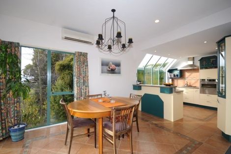 Photo of property in 229b Mount Pleasant Road, Mount Pleasant, Christchurch, 8081