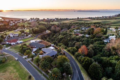 Photo of property in 4 Kiokio Place, Maketu, Te Puke, 3189