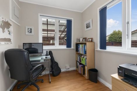 Photo of property in 1/366a Waiwhetu Road, Fairfield, Lower Hutt, 5011