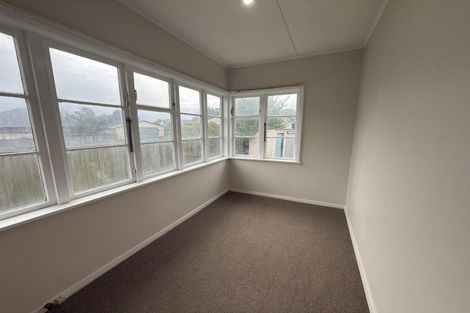 Photo of property in 31 Dickson Crescent, Hornby, Christchurch, 8042