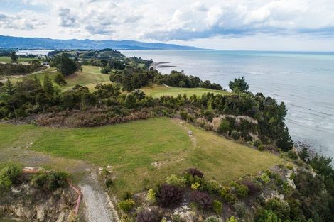 Photo of property in 60 Tasman Cliffs Lane, Tasman, Upper Moutere, 7173