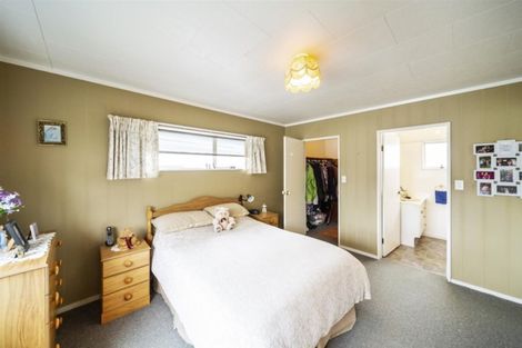 Photo of property in 57 Murray Avenue, Hawera, 4610