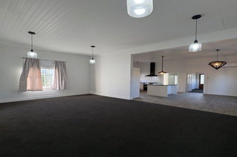 Photo of property in 241 Ruahine Street, Roslyn, Palmerston North, 4414