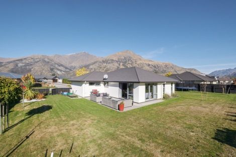 Photo of property in 11 Ada Place, Lake Hayes, Queenstown, 9304