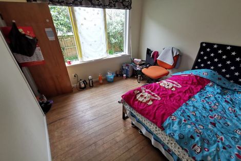 Photo of property in 103 Ennis Avenue, Pakuranga Heights, Auckland, 2010