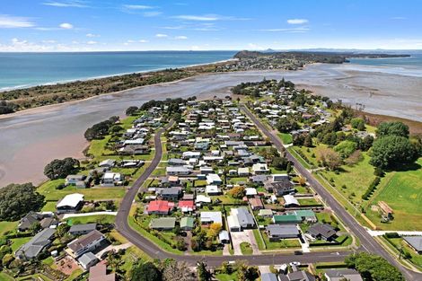 Photo of property in 41 Roretana Drive, Athenree, Katikati, 3177