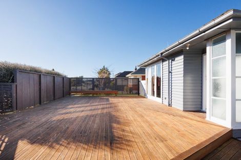 Photo of property in 19 Rochester Street, Awapuni, Palmerston North, 4412
