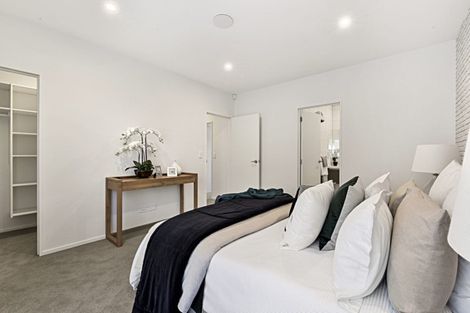 Photo of property in 19 Waituarua Drive, Takanini, 2112