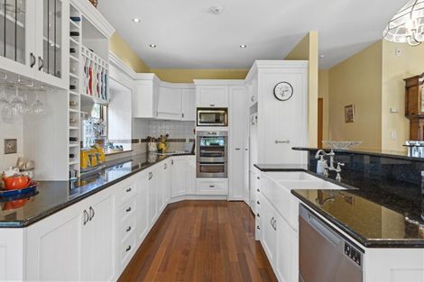 Photo of property in 12 Glenburn Place, Avonhead, Christchurch, 8042