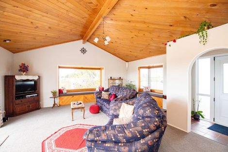 Photo of property in 545 State Highway 25, Waitakaruru, Thames, 3576