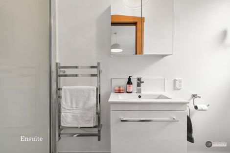 Photo of property in 28 Ludlam Crescent, Woburn, Lower Hutt, 5010