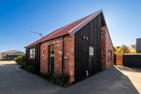 Photo of property in 2/19 Rutherford Street, Woolston, Christchurch, 8023