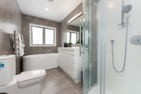 Photo of property in 29 Ian Marwick Place, Birkenhead, Auckland, 0626