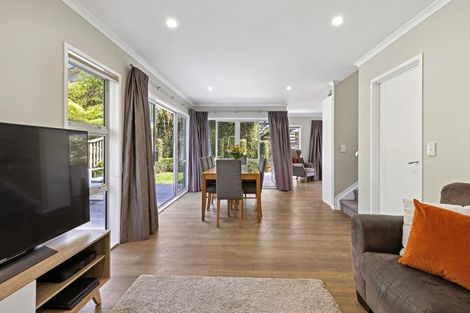 Photo of property in 15c Verran Road, Birkenhead, Auckland, 0626