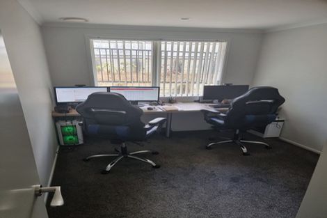 Photo of property in 15 Bellenden Crescent, Pokeno, 2402