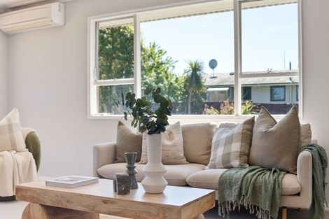 Photo of property in 447b Mairehau Road, Parklands, Christchurch, 8083