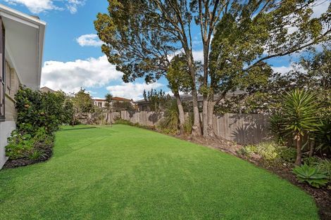 Photo of property in 1/132 Hutchinsons Road, Bucklands Beach, Auckland, 2014
