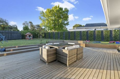 Photo of property in 1 Celina Place, Browns Bay, Auckland, 0630