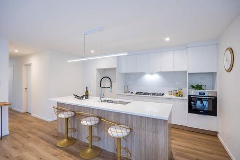 Photo of property in 1/5 Marsh Avenue, Forrest Hill, Auckland, 0620