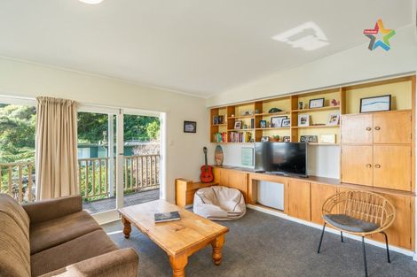 Photo of property in 42a Nikau Street, Eastbourne, Lower Hutt, 5013