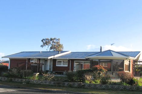 Photo of property in 2 Guy Place, Melville, Hamilton, 3206