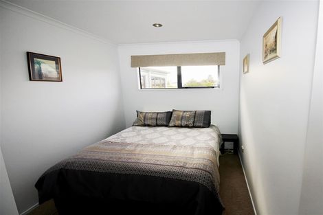 Photo of property in 18 Ringwood Place, Whitianga, 3510