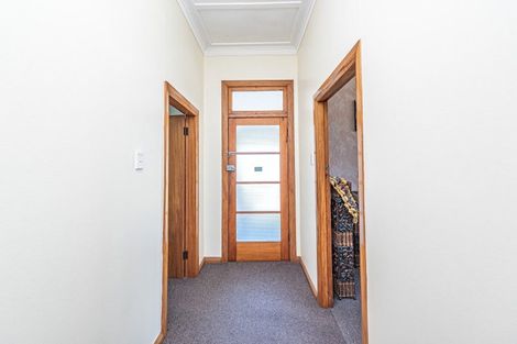 Photo of property in 1 Parkes Avenue, Saint Johns Hill, Whanganui, 4501